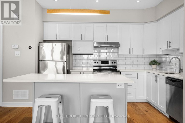 28449642/208-poplin-street/riverside-southgloucester-glen/ottawa/ontario/K4M0E2_11