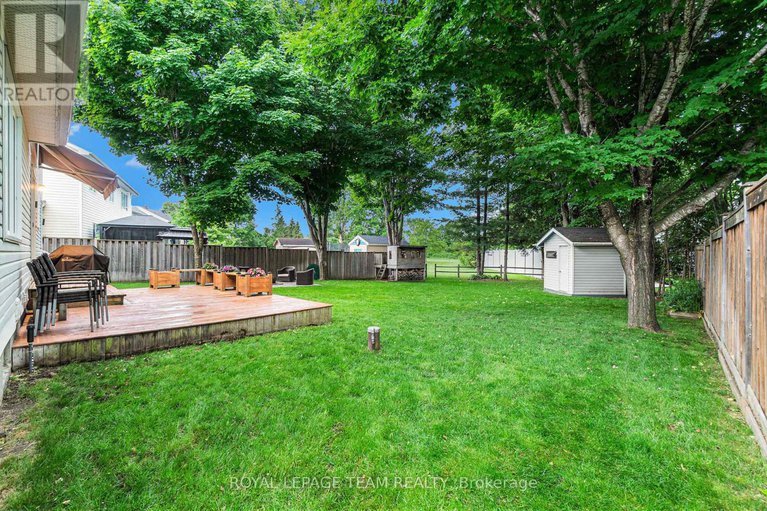 28451830/18-queenston-drive/richmond/ottawa/ontario/K0A2Z0_38