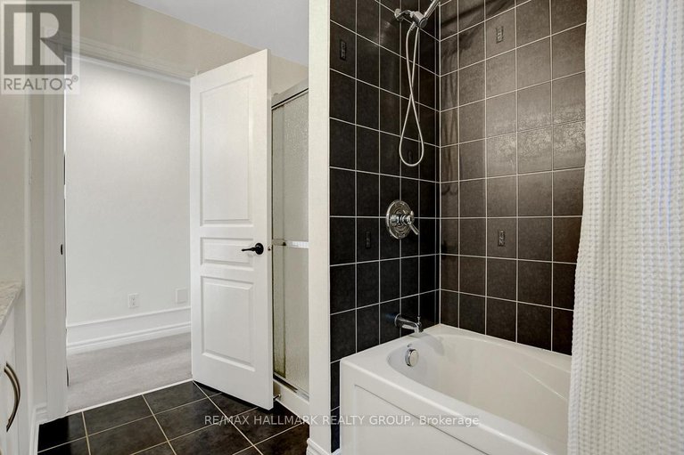 28357232/114-august-lily-crescent/riverside-southgloucester-glen/ottawa/ontario/K1V2A6_30