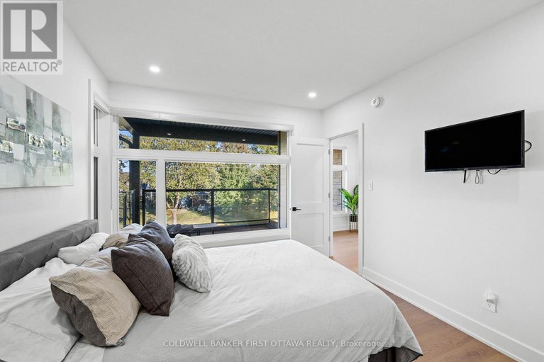 29027888/60-holborn-avenue/rideau-heightsashdalerideau-glen/ottawa/ontario/K2C3H1_24