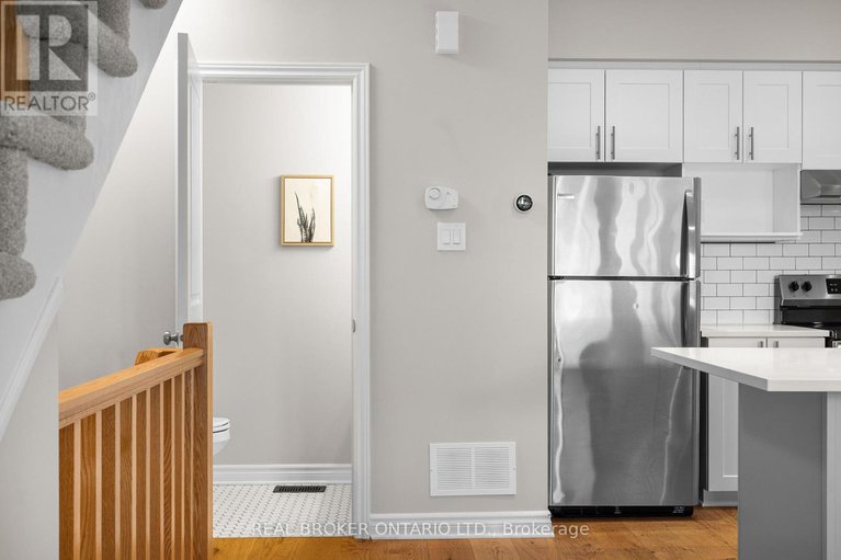 28449642/208-poplin-street/riverside-southgloucester-glen/ottawa/ontario/K4M0E2_14