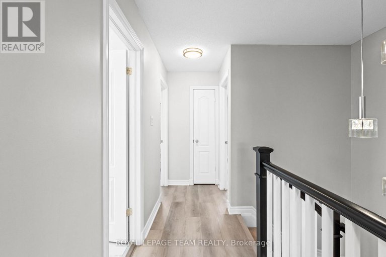 29272477/801-bowercrest-crescent/riverside-southgloucester-glen/ottawa/ontario/K1V2K3_27