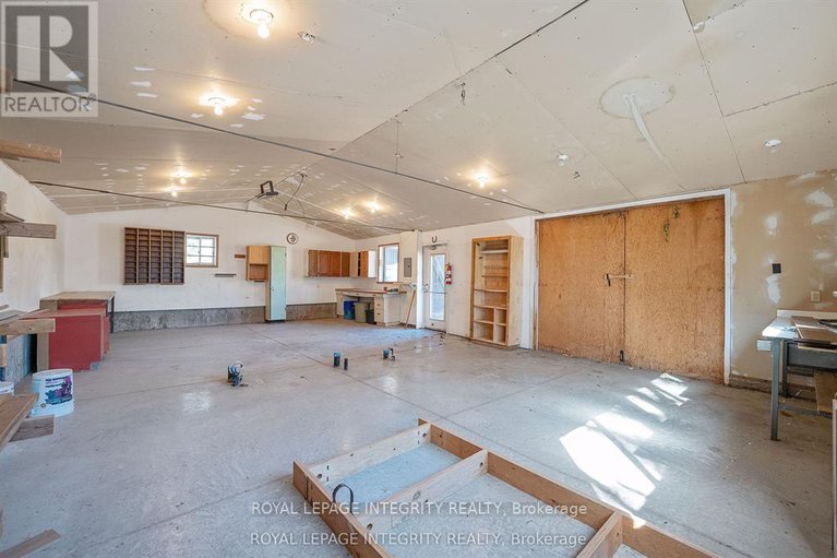 29286758/3440-woodroffe-avenue/hearts-desire/ottawa/ontario/K2J3Z8_44