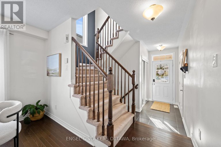 29278385/719-maloja-way/stittsville-north/ottawa/ontario/K2S0N6_21