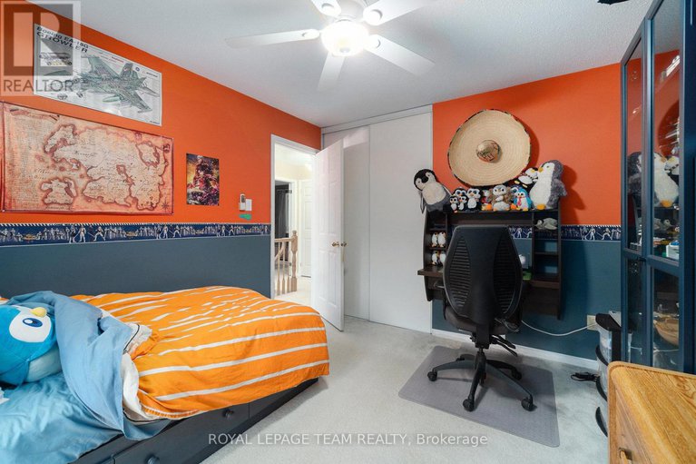 28451830/18-queenston-drive/richmond/ottawa/ontario/K0A2Z0_25