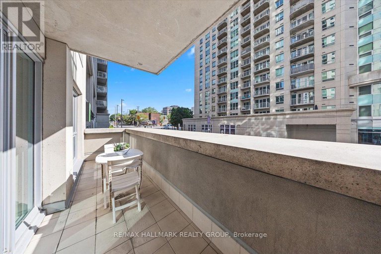 28473727/206-242-rideau-street/sandy-hill/ottawa/ontario/K1N0B7_19
