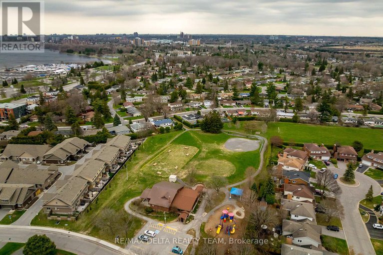 28234495/22-bedale-drive/crystal-beach/ottawa/ontario/K2H5M1_30