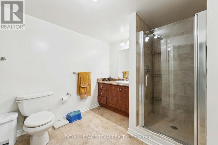 28358642/12-queen-anne-crescent/barrhaven-east/ottawa/ontario/K2C3H1_38