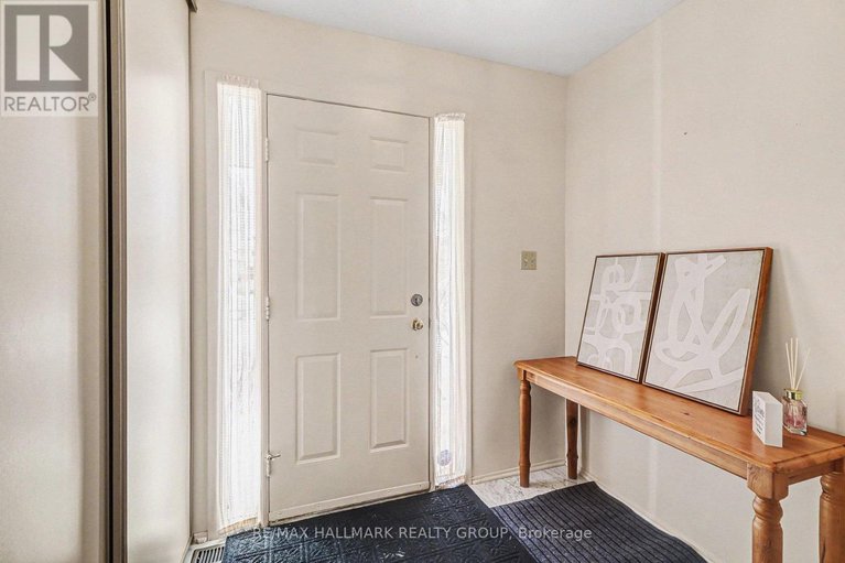 29311526/751-merkley-drive/fallingbrookpineridge/ottawa/ontario/K4A2T9_3