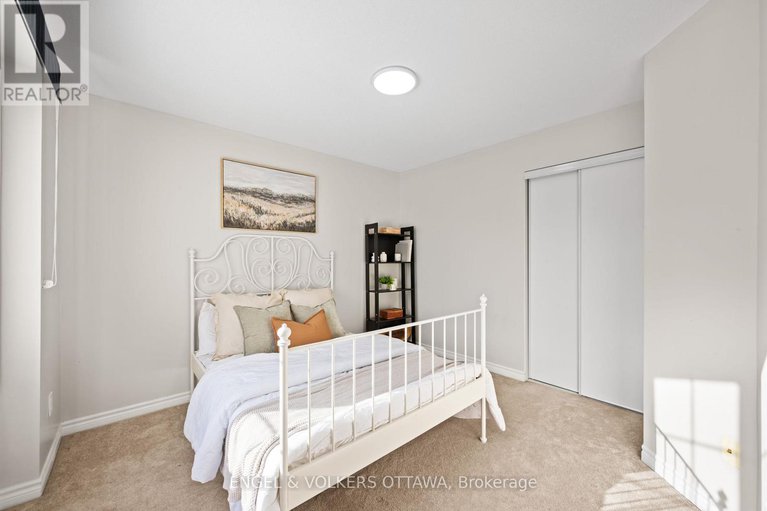 29278385/719-maloja-way/stittsville-north/ottawa/ontario/K2S0N6_24