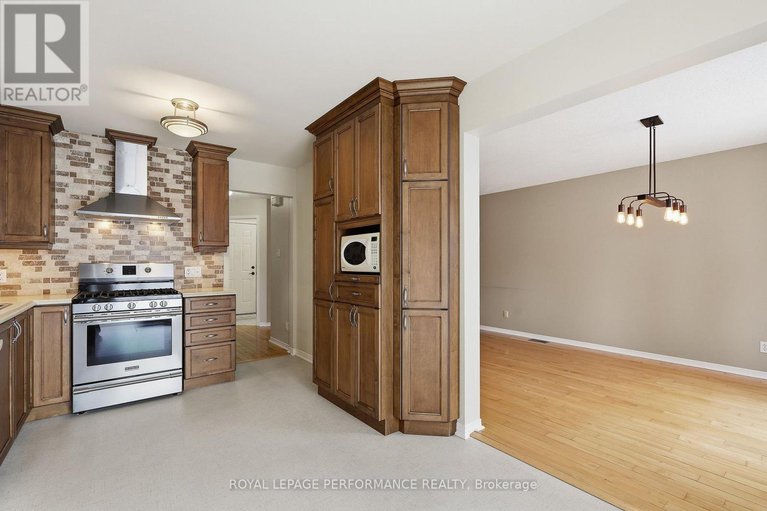 29335268/1853-sunland-drive/fallingbrookgardenway-south/ottawa/ontario/K4A3S8_4