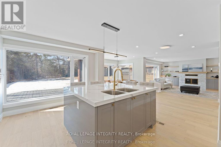 29286758/3440-woodroffe-avenue/hearts-desire/ottawa/ontario/K2J3Z8_16