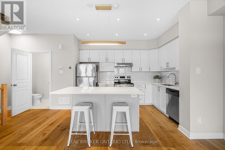 28449642/208-poplin-street/riverside-southgloucester-glen/ottawa/ontario/K4M0E2_13