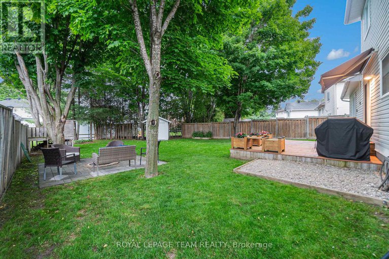 28451830/18-queenston-drive/richmond/ottawa/ontario/K0A2Z0_37