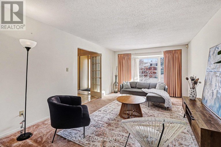 29311526/751-merkley-drive/fallingbrookpineridge/ottawa/ontario/K4A2T9_10