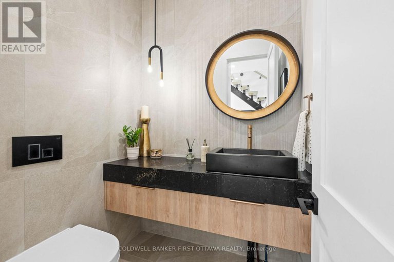 29027888/60-holborn-avenue/rideau-heightsashdalerideau-glen/ottawa/ontario/K2C3H1_15