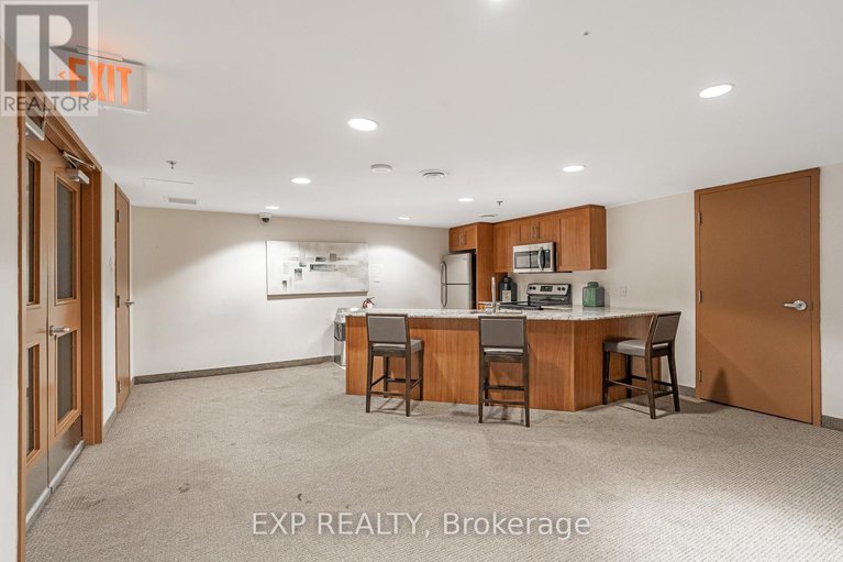 29320367/2606-242-rideau-street/sandy-hill/ottawa/ontario/K1N0B7_22