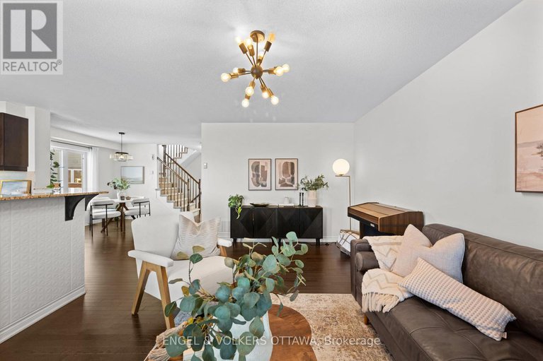 29278385/719-maloja-way/stittsville-north/ottawa/ontario/K2S0N6_11