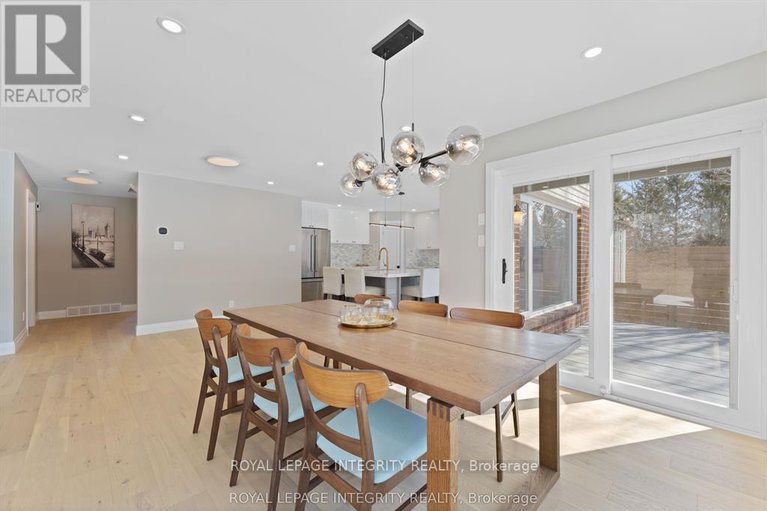 29286758/3440-woodroffe-avenue/hearts-desire/ottawa/ontario/K2J3Z8_19