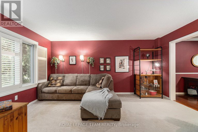 28451830/18-queenston-drive/richmond/ottawa/ontario/K0A2Z0_14