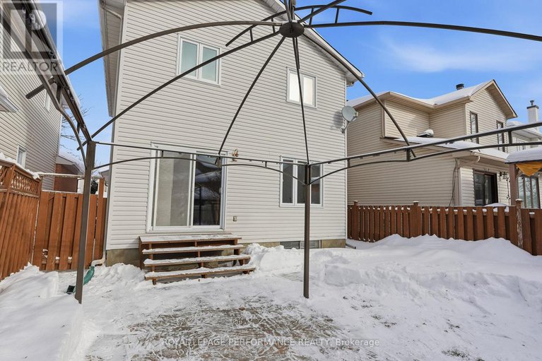 29335268/1853-sunland-drive/fallingbrookgardenway-south/ottawa/ontario/K4A3S8_27