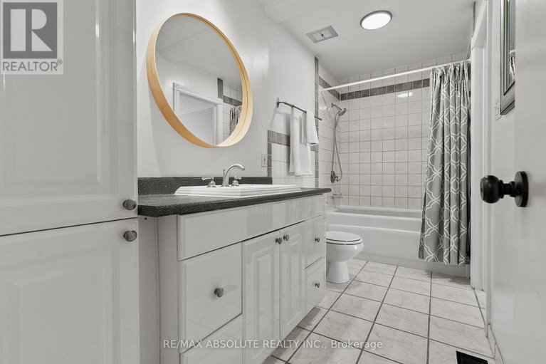 29316967/29-bentworth-crescent/craig-henrywoodvale/ottawa/ontario/K2G3X1_27