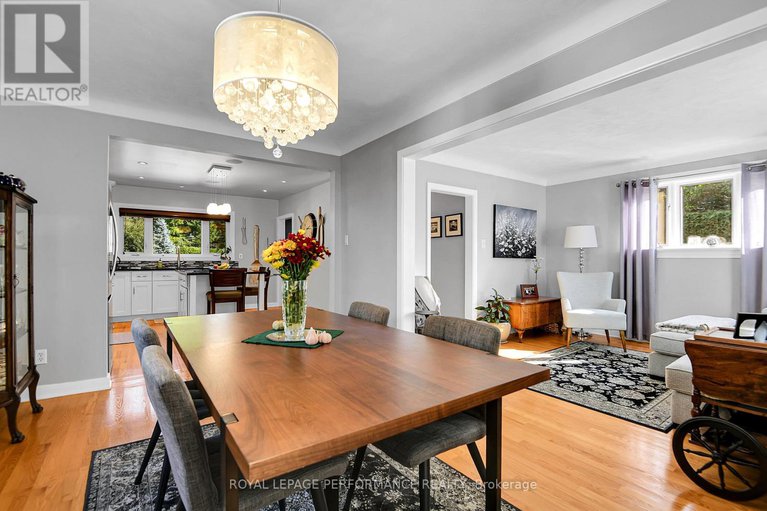 28996458/2239-webster-avenue/alta-vista/ottawa/ontario/K1H7H1_9