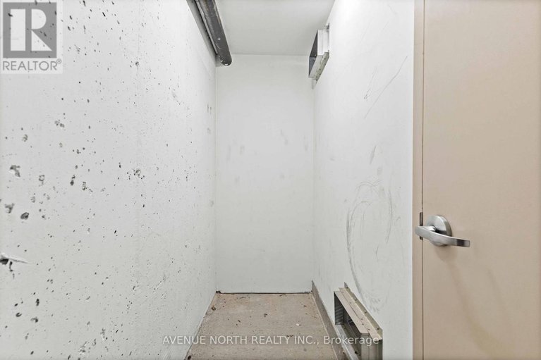 29336469/104-200-winterfell-private/hunt-club-park/ottawa/ontario/K1G4J1_34