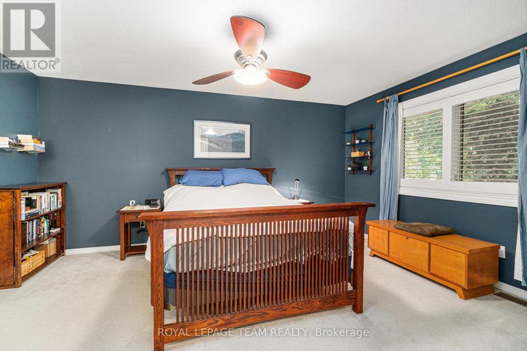 28451830/18-queenston-drive/richmond/ottawa/ontario/K0A2Z0_21