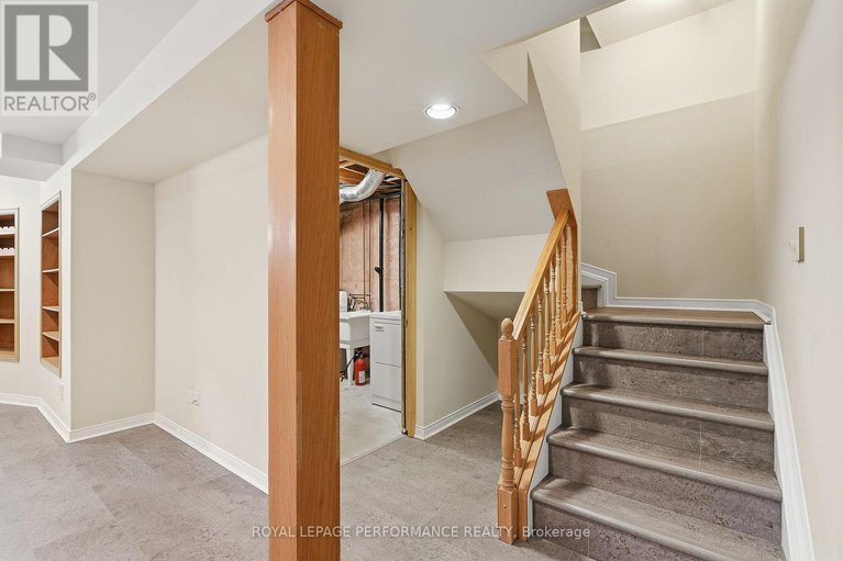 29335268/1853-sunland-drive/fallingbrookgardenway-south/ottawa/ontario/K4A3S8_17