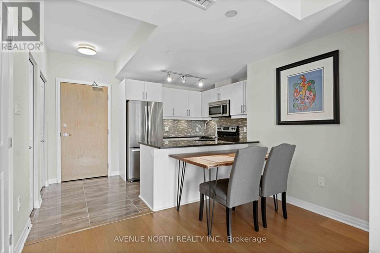 29336469/104-200-winterfell-private/hunt-club-park/ottawa/ontario/K1G4J1_7