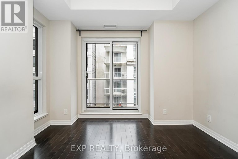 29320367/2606-242-rideau-street/sandy-hill/ottawa/ontario/K1N0B7_8