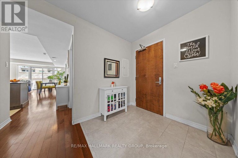 28473727/206-242-rideau-street/sandy-hill/ottawa/ontario/K1N0B7_2