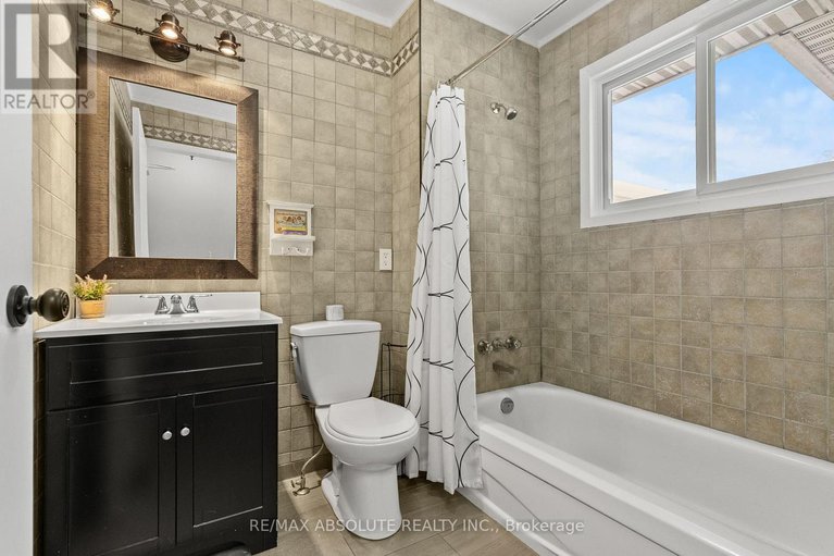 29316967/29-bentworth-crescent/craig-henrywoodvale/ottawa/ontario/K2G3X1_21