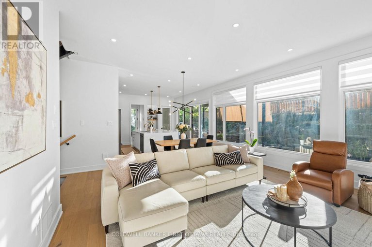 29027888/60-holborn-avenue/rideau-heightsashdalerideau-glen/ottawa/ontario/K2C3H1_7