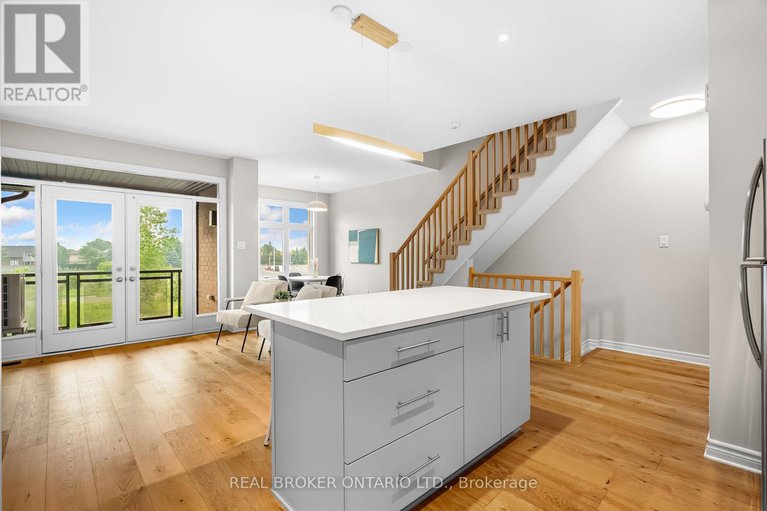 28449642/208-poplin-street/riverside-southgloucester-glen/ottawa/ontario/K4M0E2_16