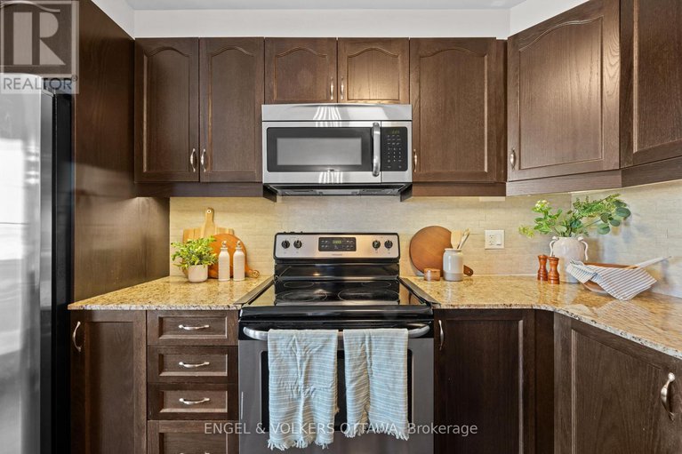 29278385/719-maloja-way/stittsville-north/ottawa/ontario/K2S0N6_18