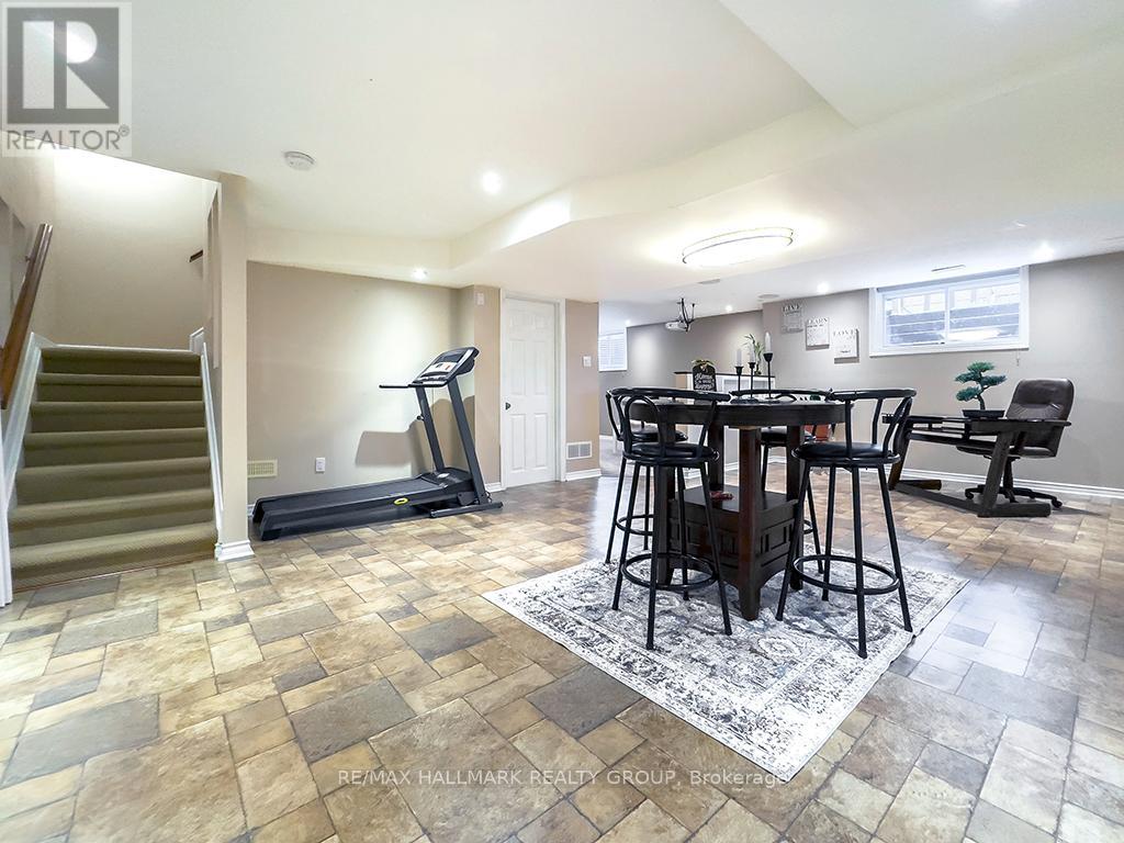 155 Tapestry Drive