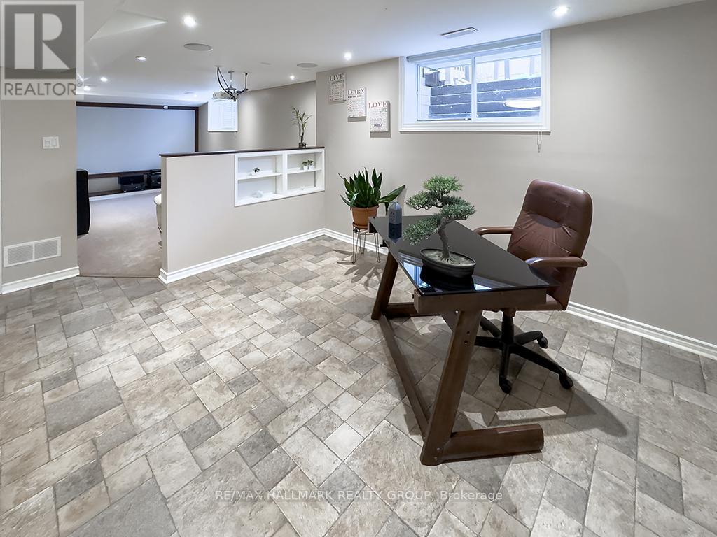 155 Tapestry Drive
