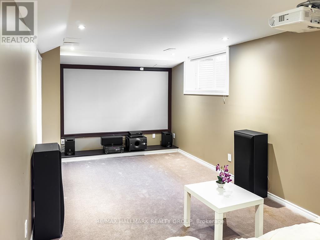 155 Tapestry Drive