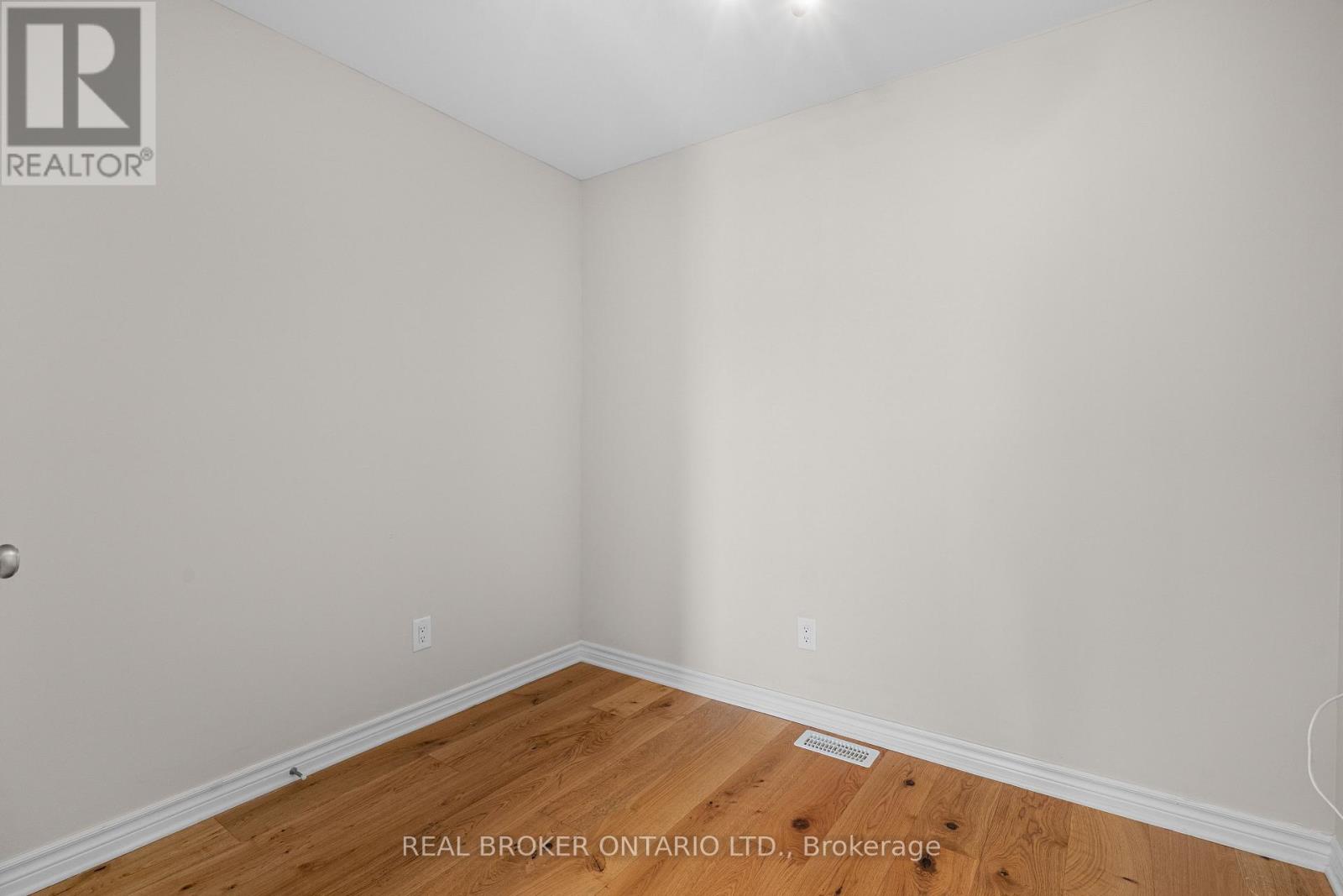 208 Poplin Street