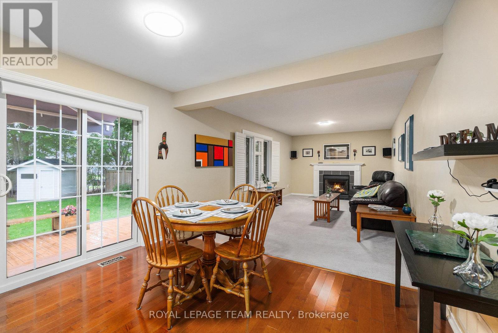 18 Queenston Drive