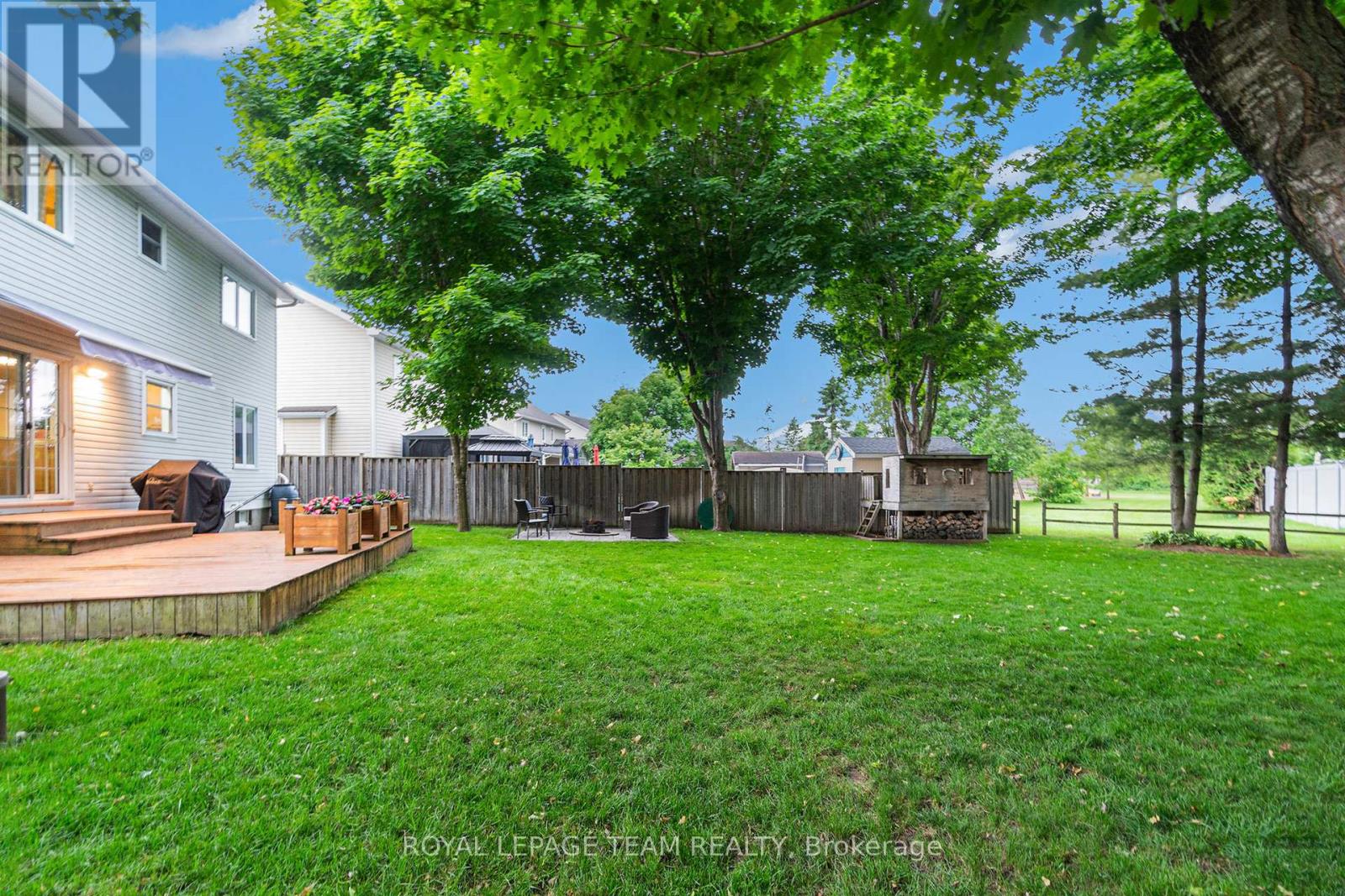 18 Queenston Drive
