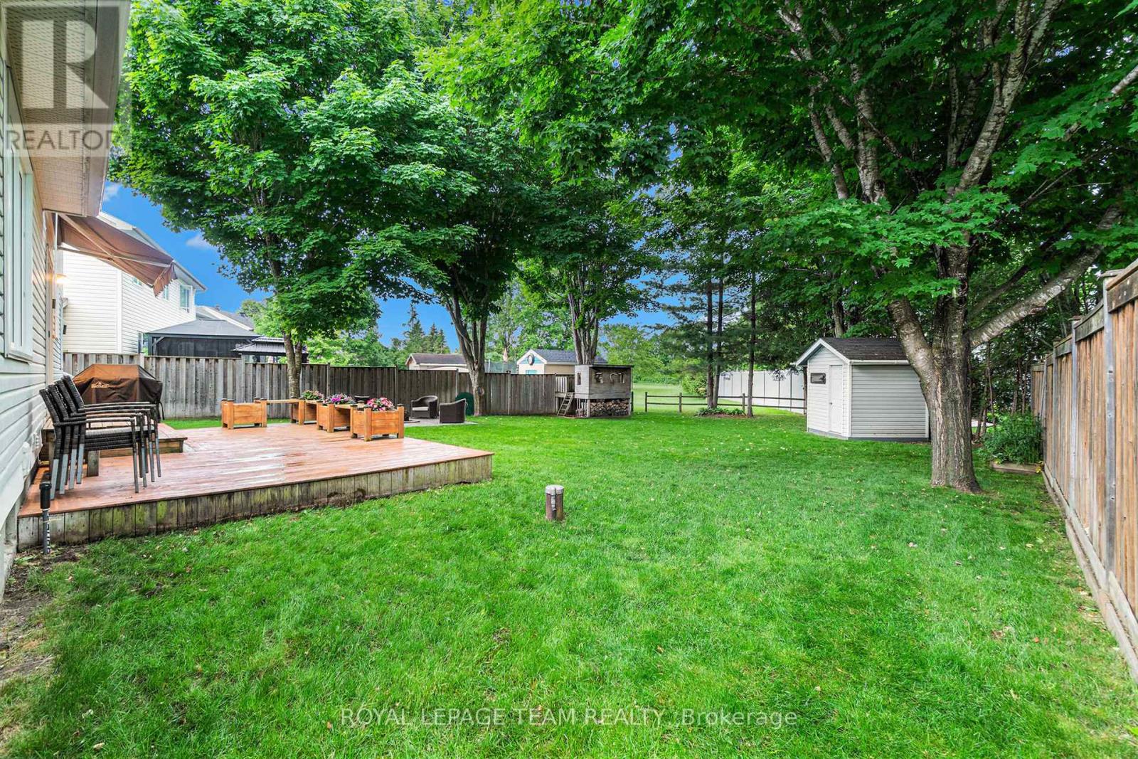 18 Queenston Drive