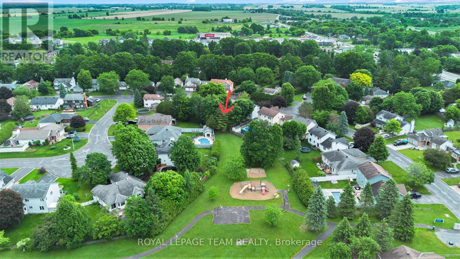 18 Queenston Drive