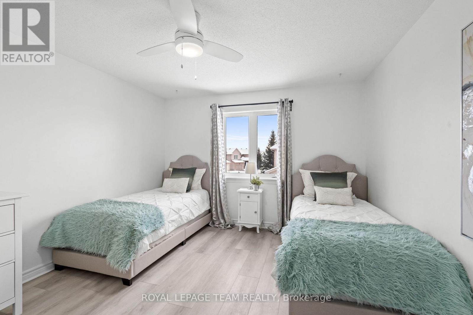 801 Bowercrest Crescent