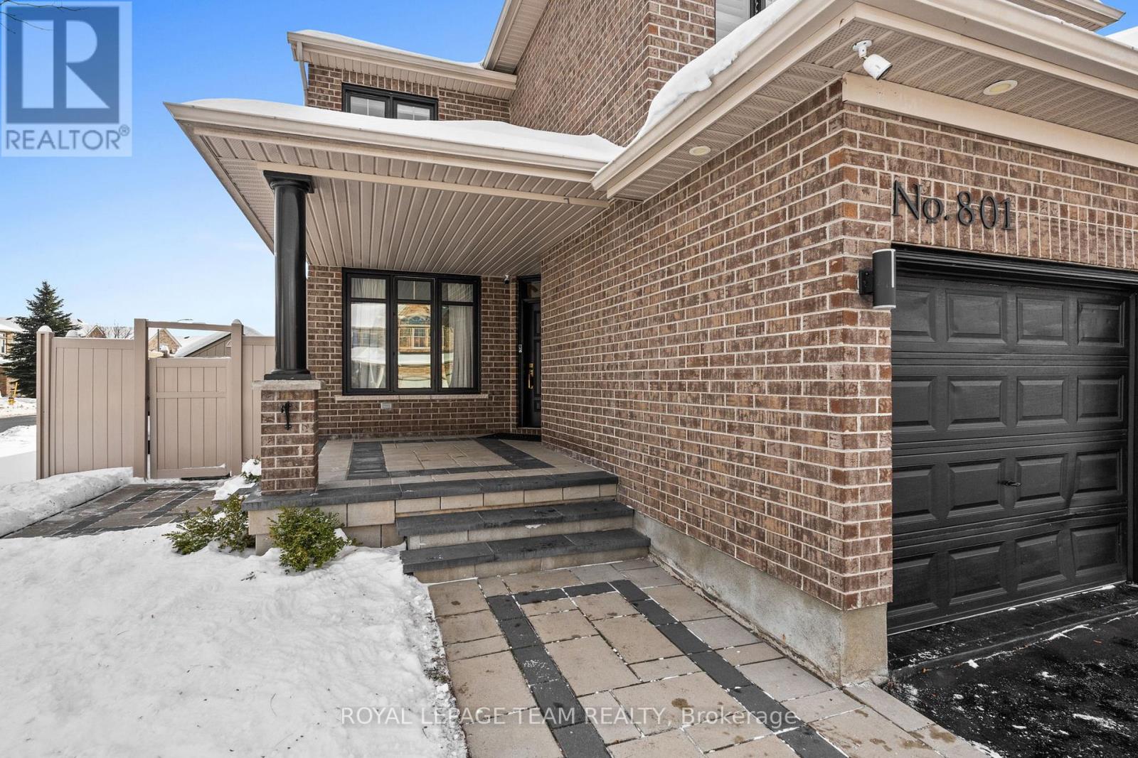 801 Bowercrest Crescent