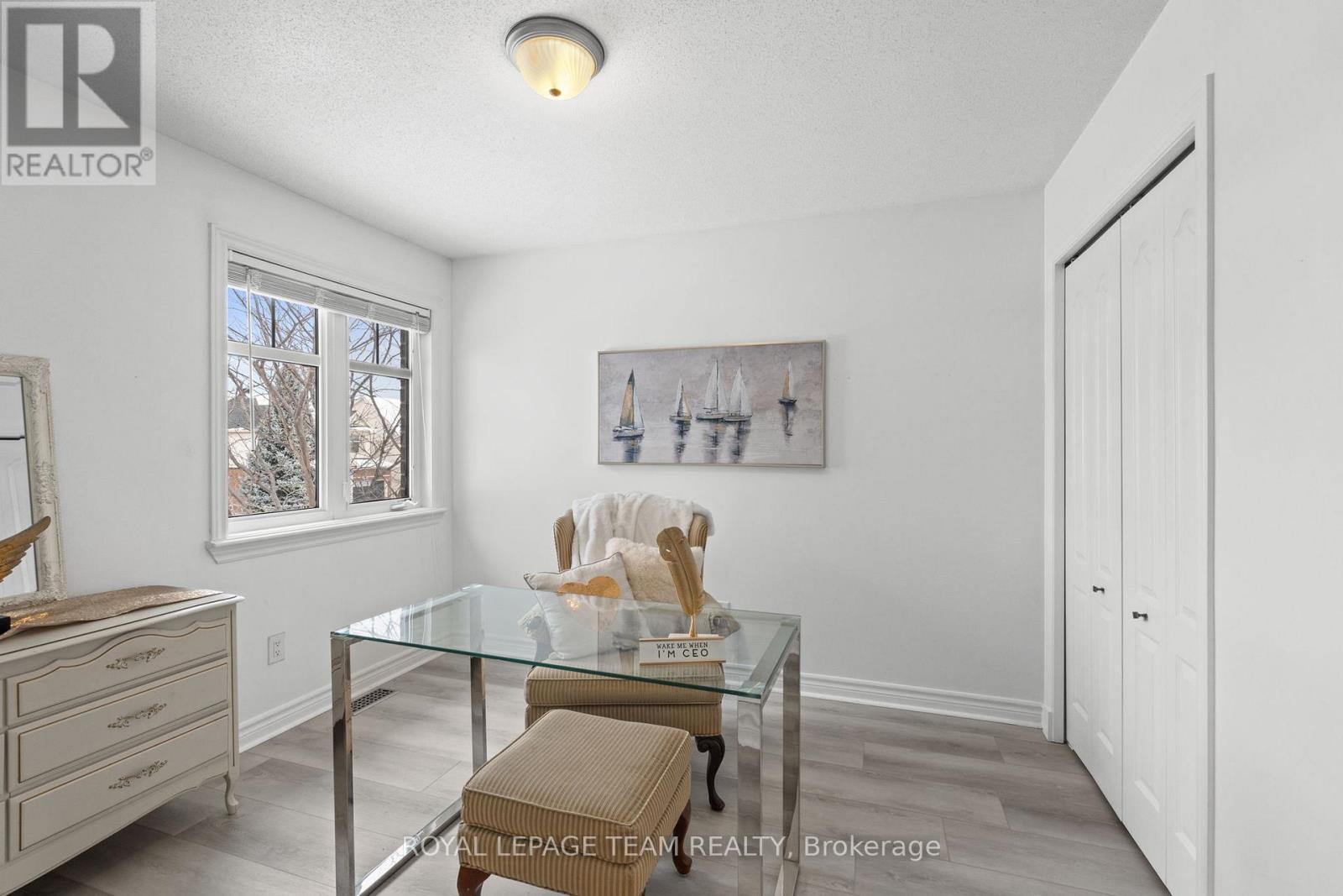 801 Bowercrest Crescent