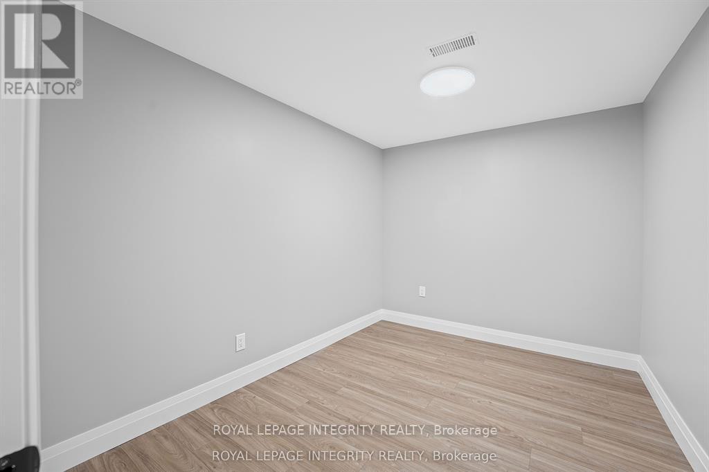 3440 Woodroffe Avenue