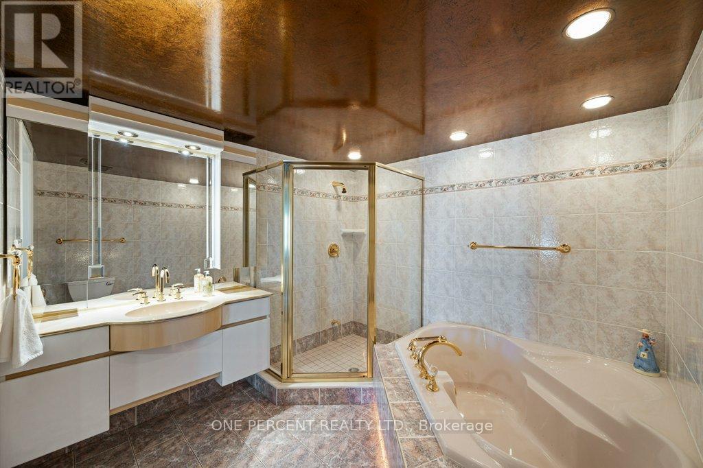 601 - 3105 Carling Avenue